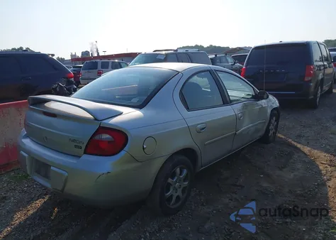 2004 Dodge Neon Sxt z USA, uszkodzony, nr VIN 1B3ES56C94D630937
